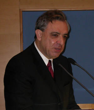 Vartan Oskanian